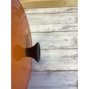 Le Creuset Vintage Cast Iron Enamel 20cm Pot with Lid Volcanic Orange